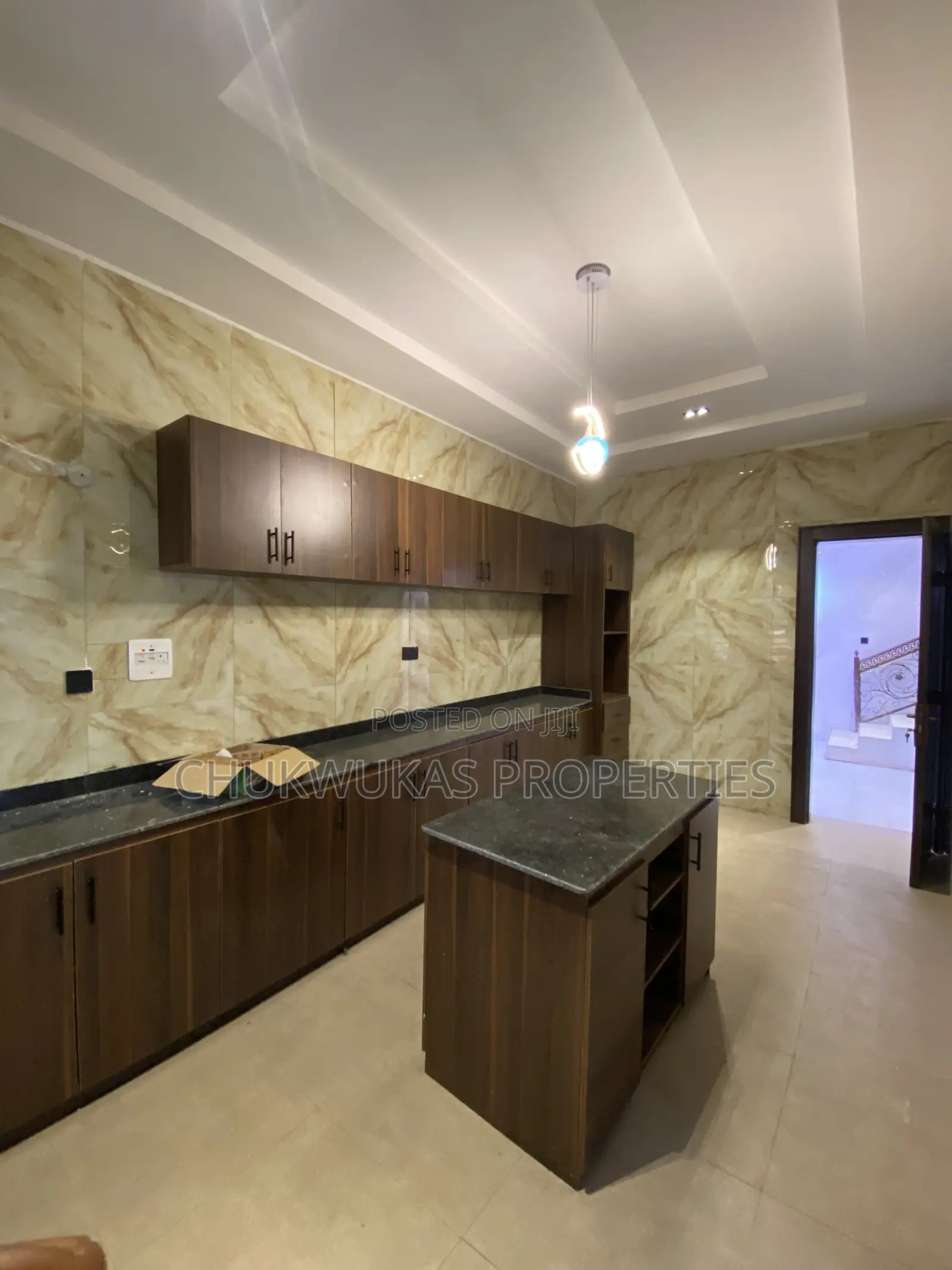 5bdrm Duplex in Centenary City Enugu for sale