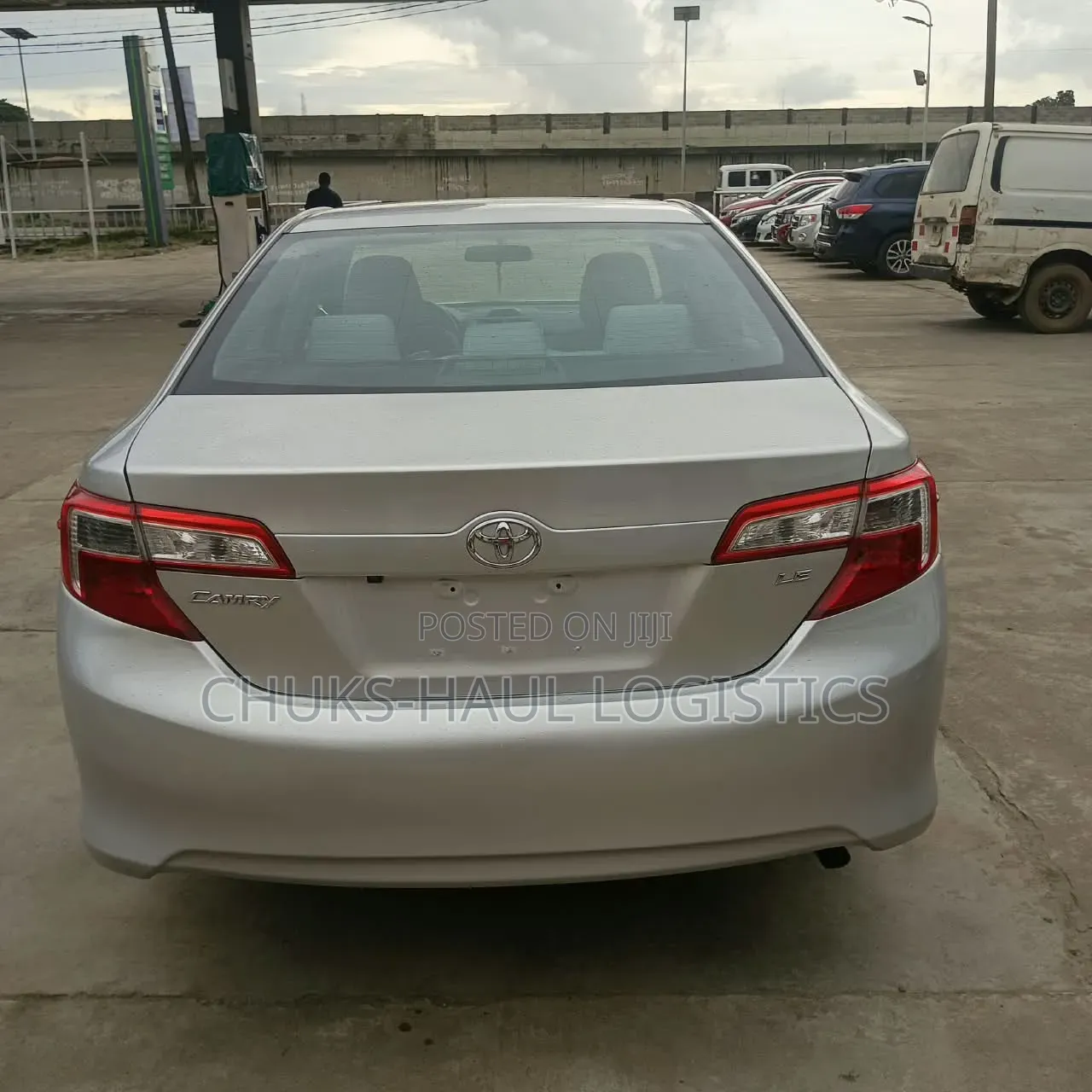 Toyota Camry LE 4dr Sedan (2.5L 4cyl 6A) 2012 Silver