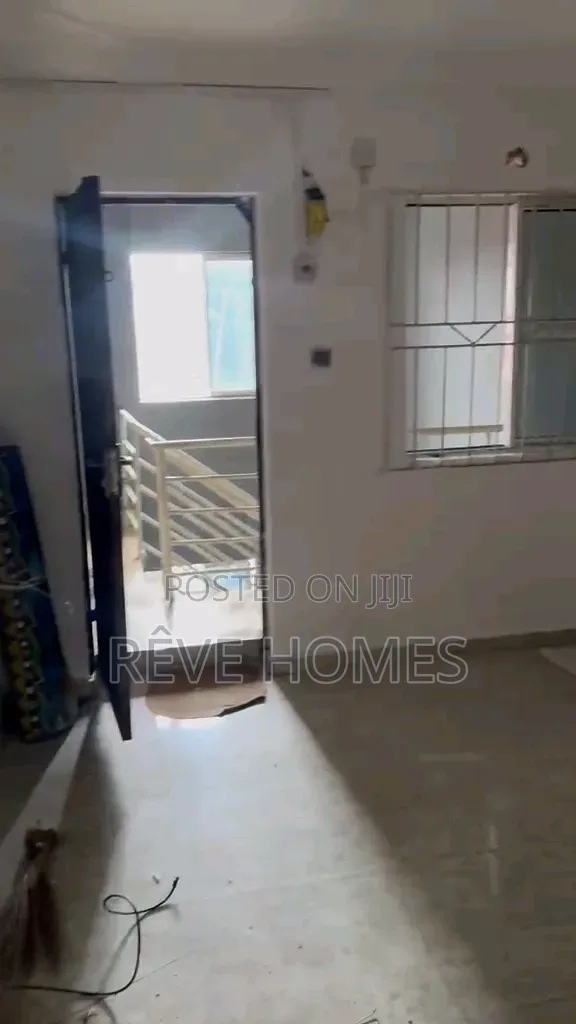 Studio Apartment in Onike for rent