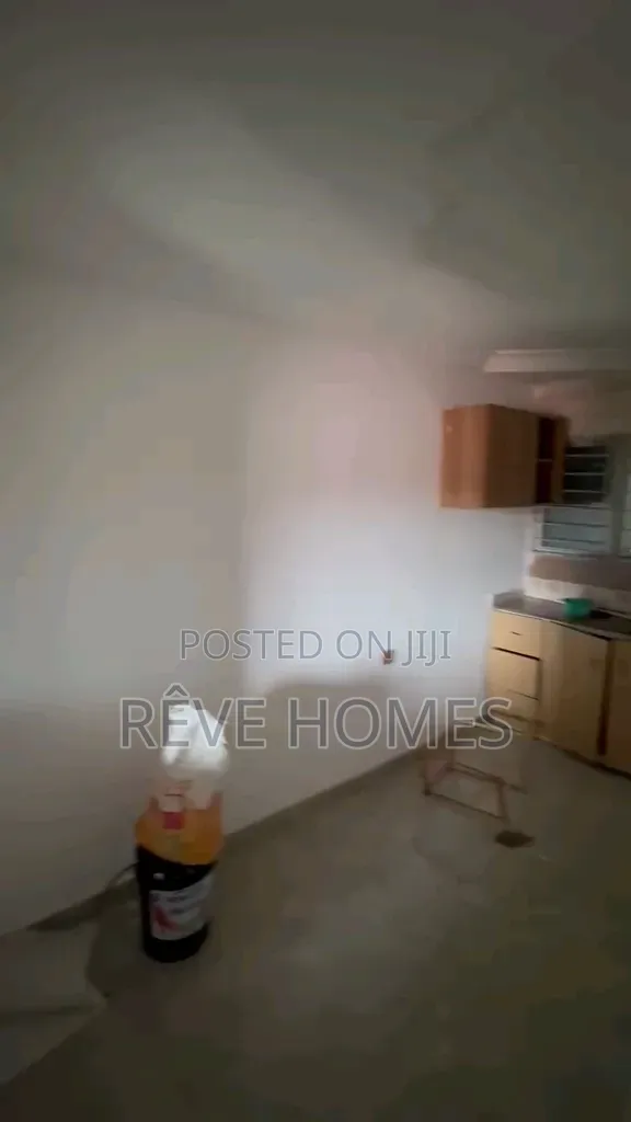 Studio Apartment in Onike for rent