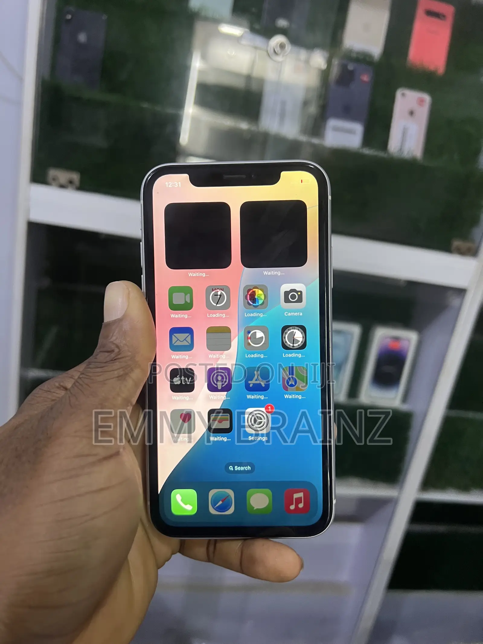 Apple iPhone XR 64 GB White