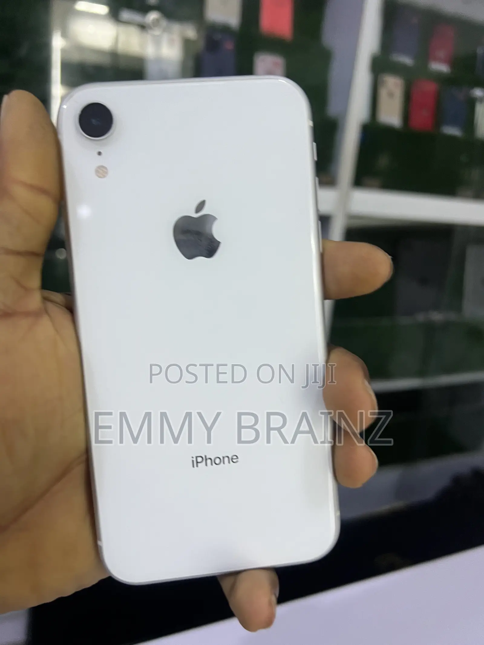 Apple iPhone XR 64 GB White
