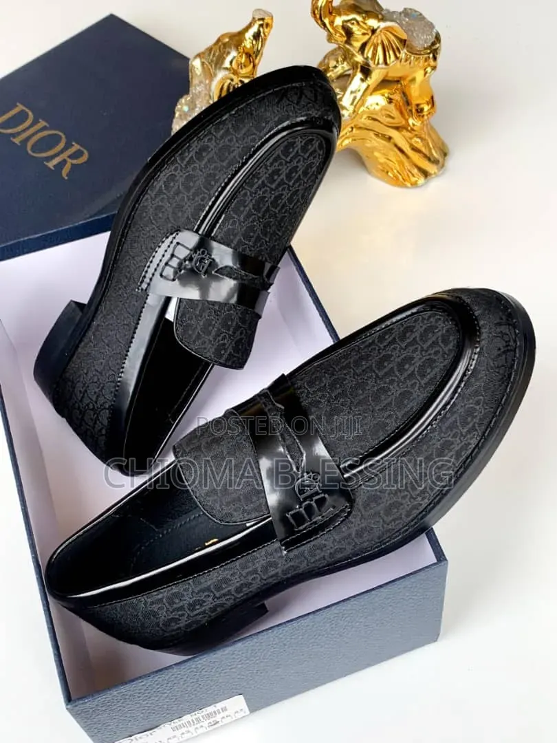 Dior Shoe for Sale