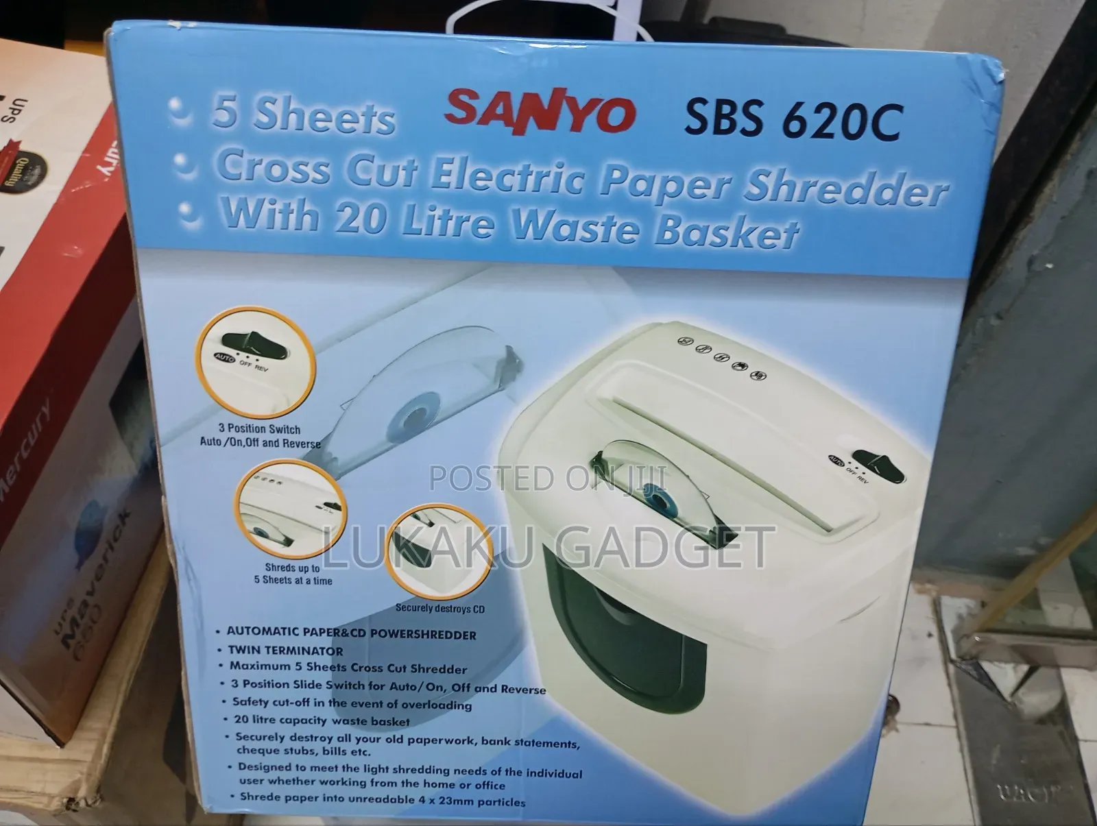 Sanyo SBC-620 Electric Paper Shredder