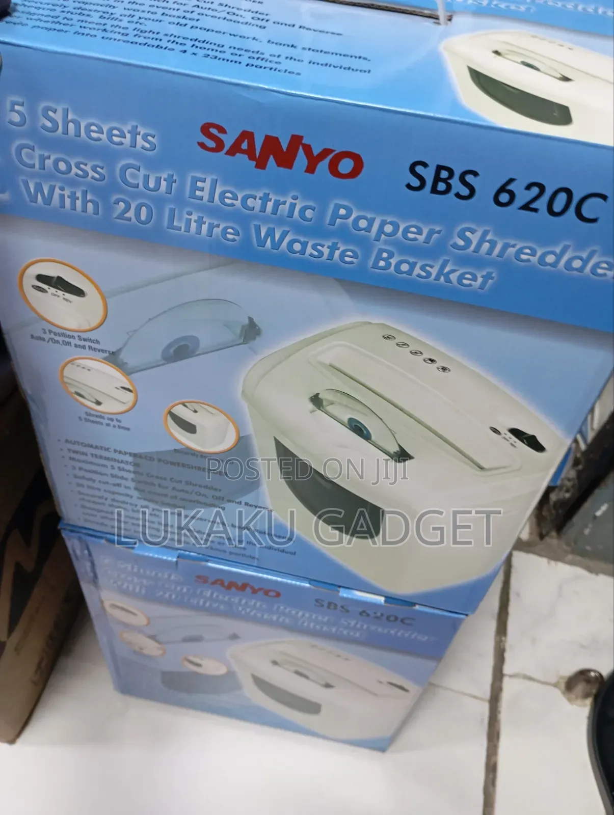 Sanyo SBC-620 Electric Paper Shredder