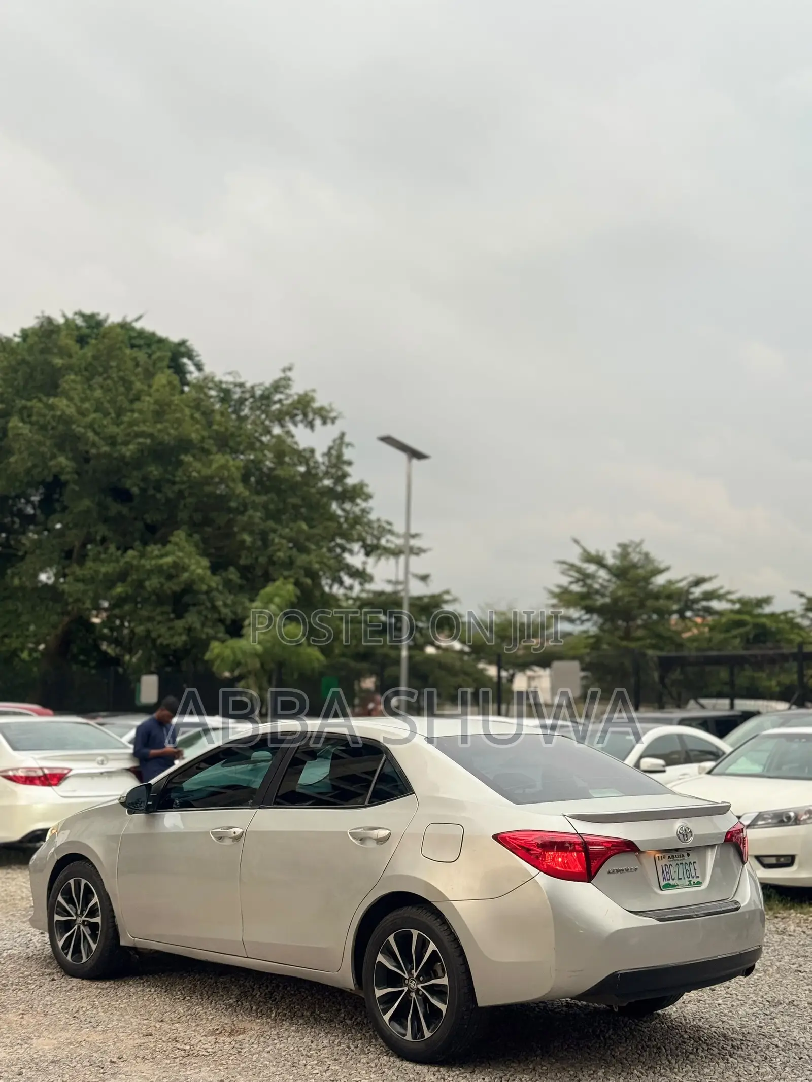 Toyota Corolla SE 4dr Sedan (1.8L 4cyl CVT) 2017 Silver