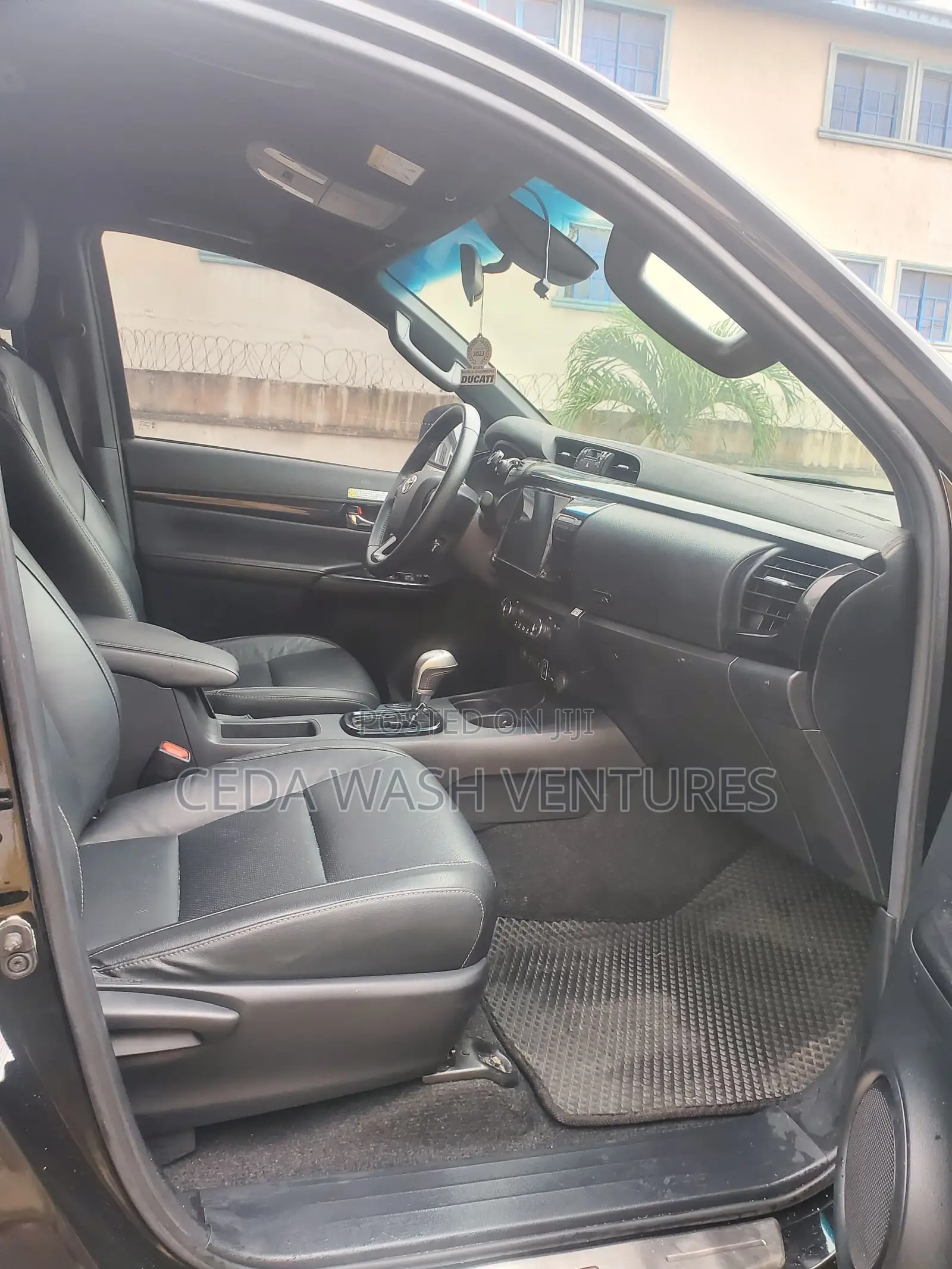 Toyota Hilux Revo Smart Cab Deisel 2.8 RWD 2019 Black