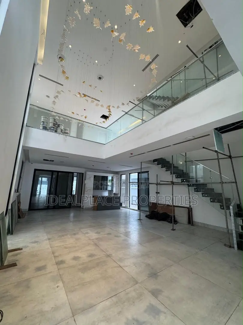 5bdrm Duplex in Old Ikoyi for sale
