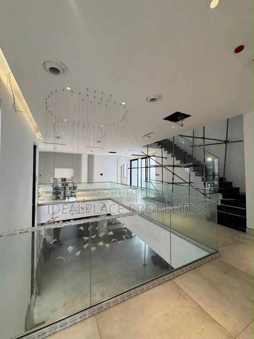 5bdrm Duplex in Old Ikoyi for sale