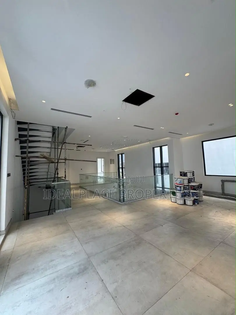 5bdrm Duplex in Old Ikoyi for sale