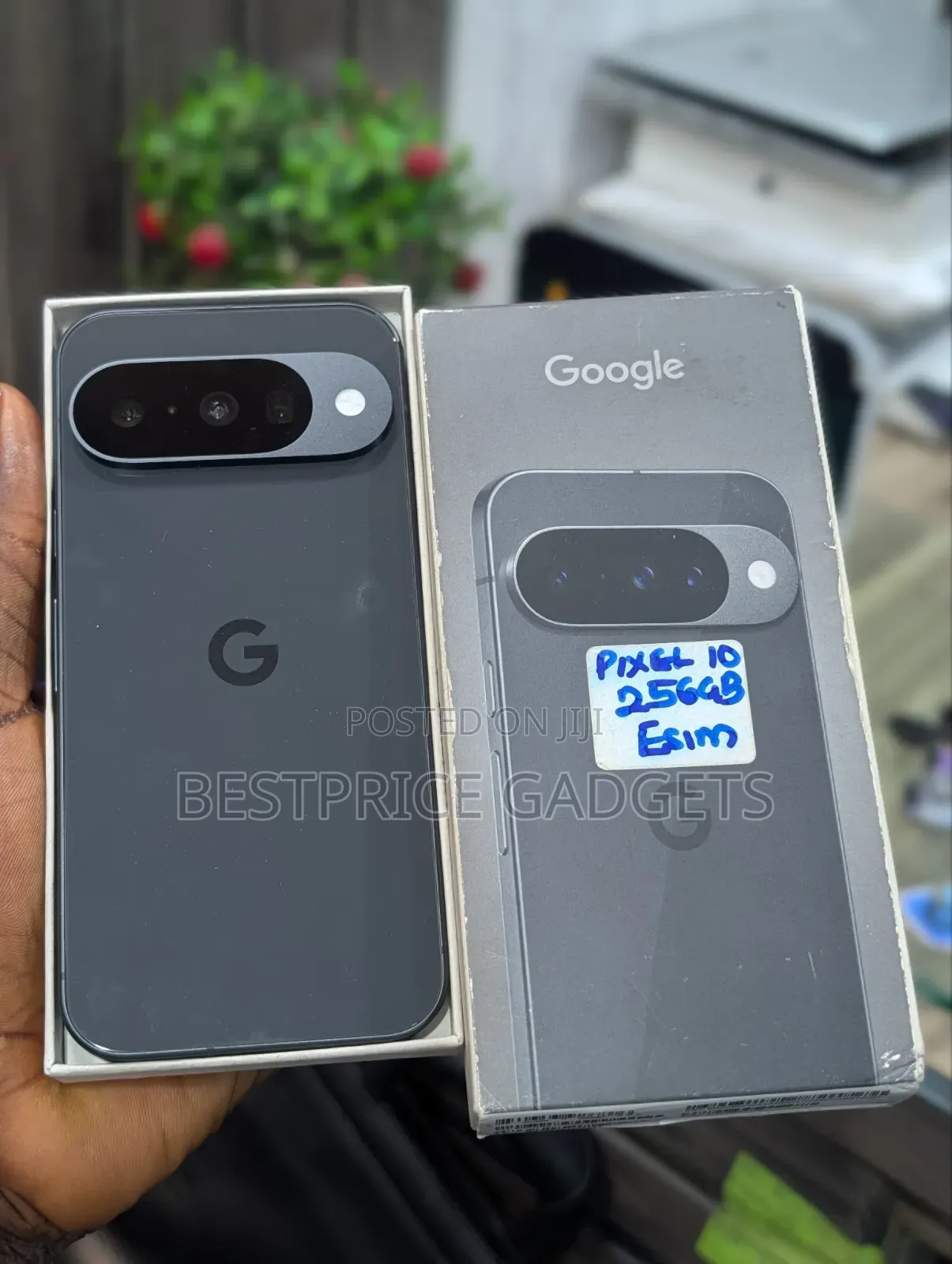 New Google Pixel 10 5G 256 GB Black