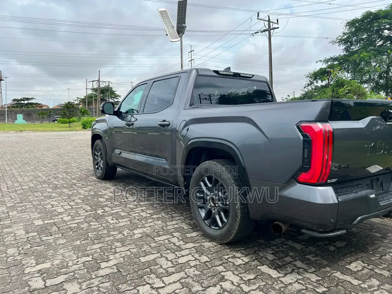 Toyota Tundra Platinum 2022 Gray