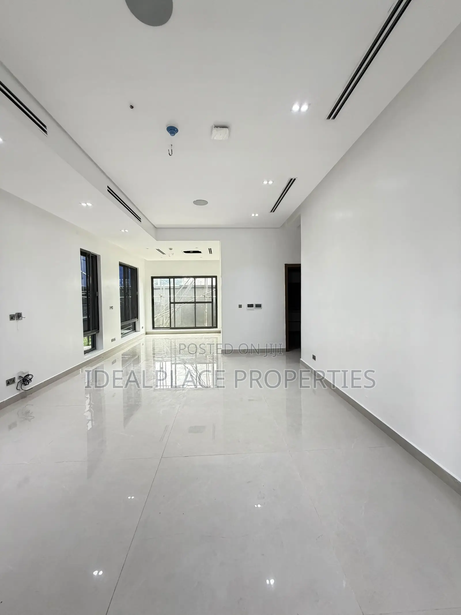 5bdrm Duplex in Old Ikoyi for sale