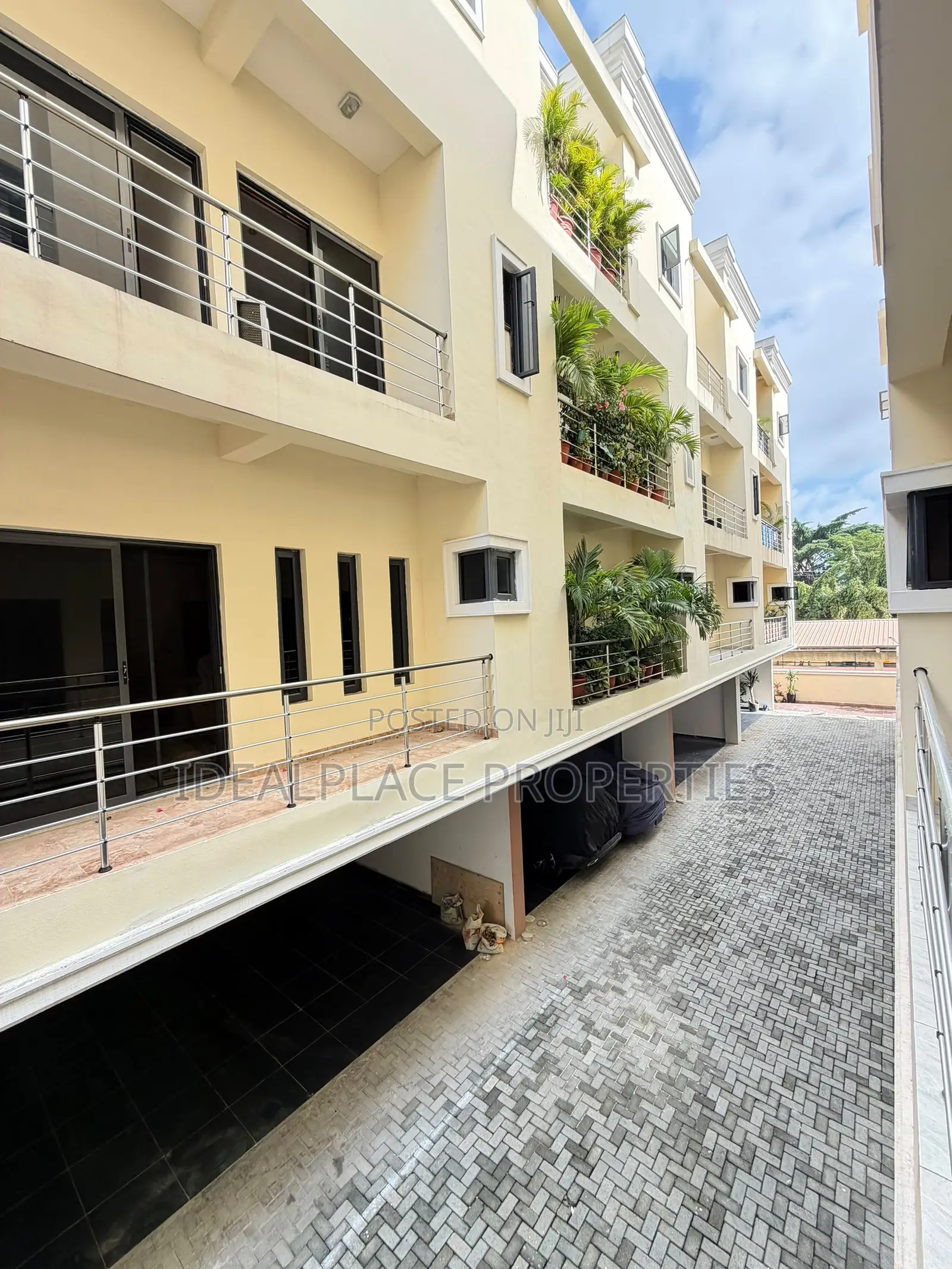 4bdrm Duplex in Ikoyi for sale