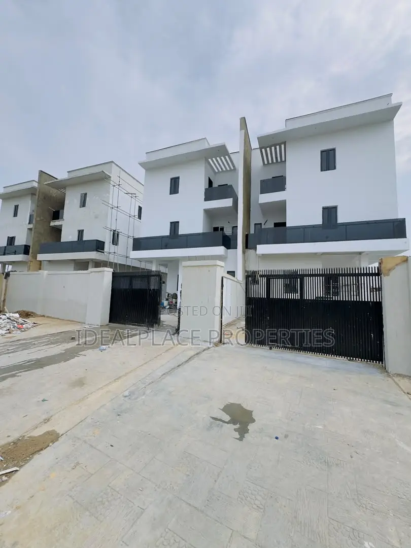 4bdrm Duplex in Ogudu GRA for sale