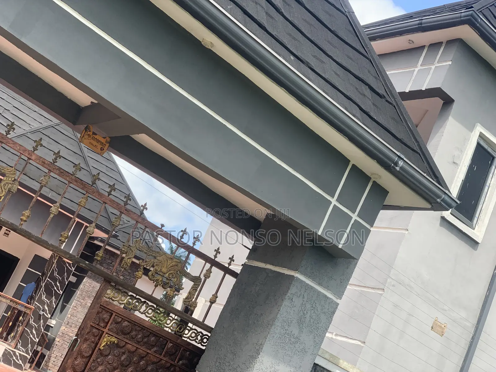 3bdrm Bungalow in Layout, Owerri for sale