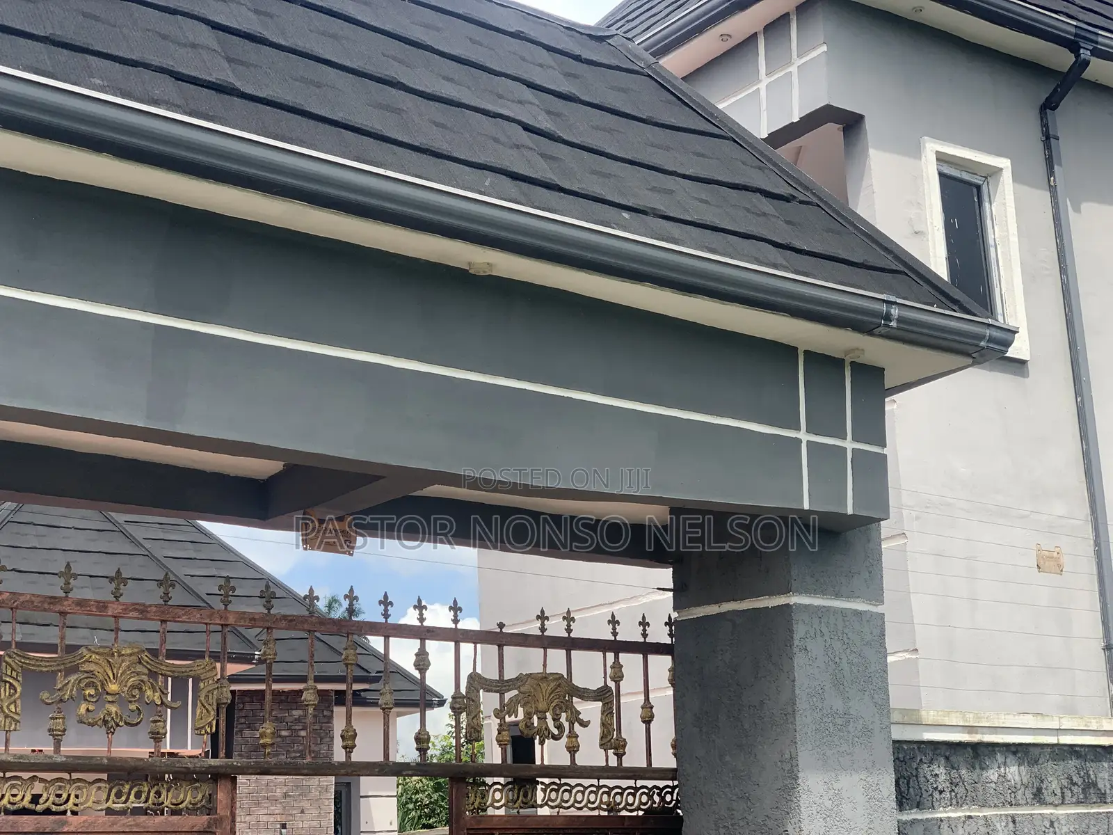 3bdrm Bungalow in Layout, Owerri for sale