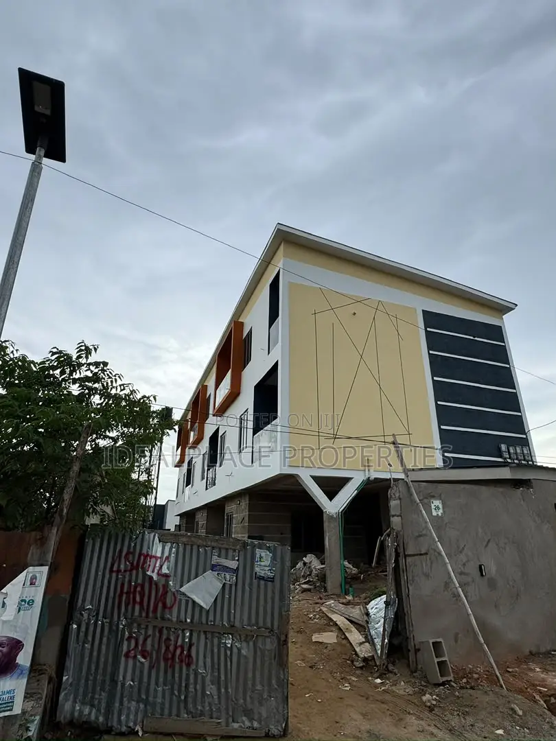 4bdrm Townhouse/Terrace in Berger for sale