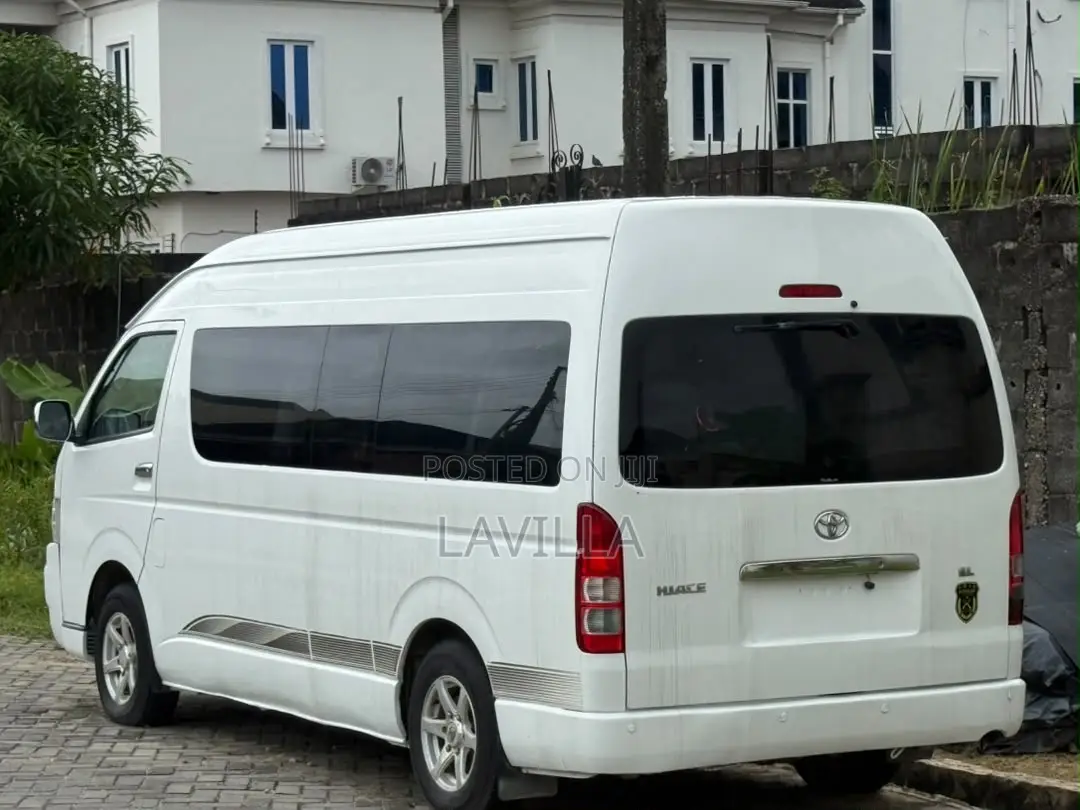 Toyota Harrier 2012 White