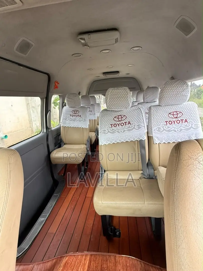 Toyota Harrier 2012 White
