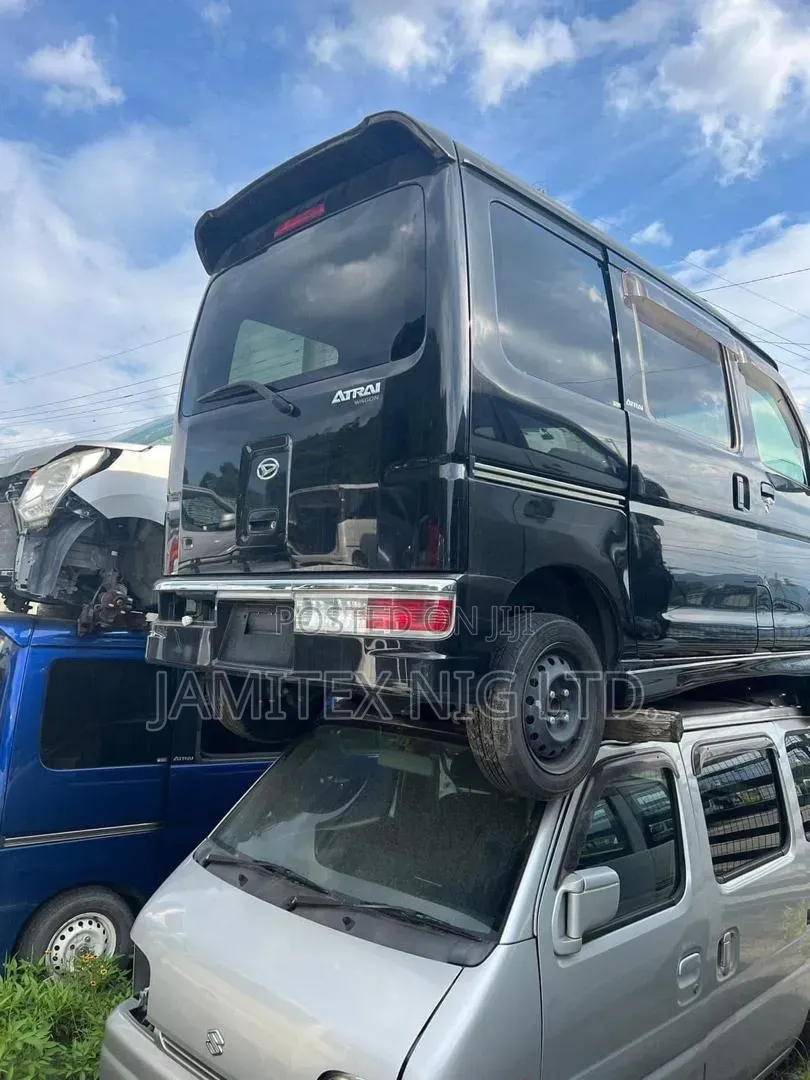 Daihatsu Hijet 2010