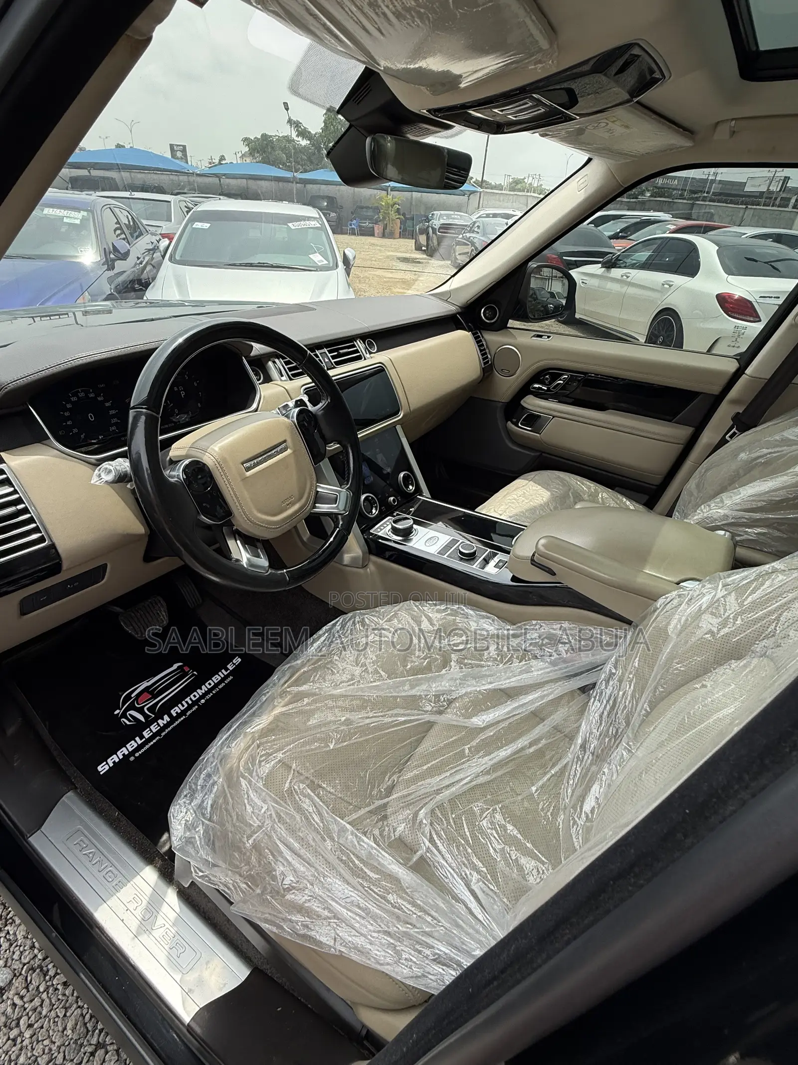 Land Rover Range Rover Vogue 2019 Black