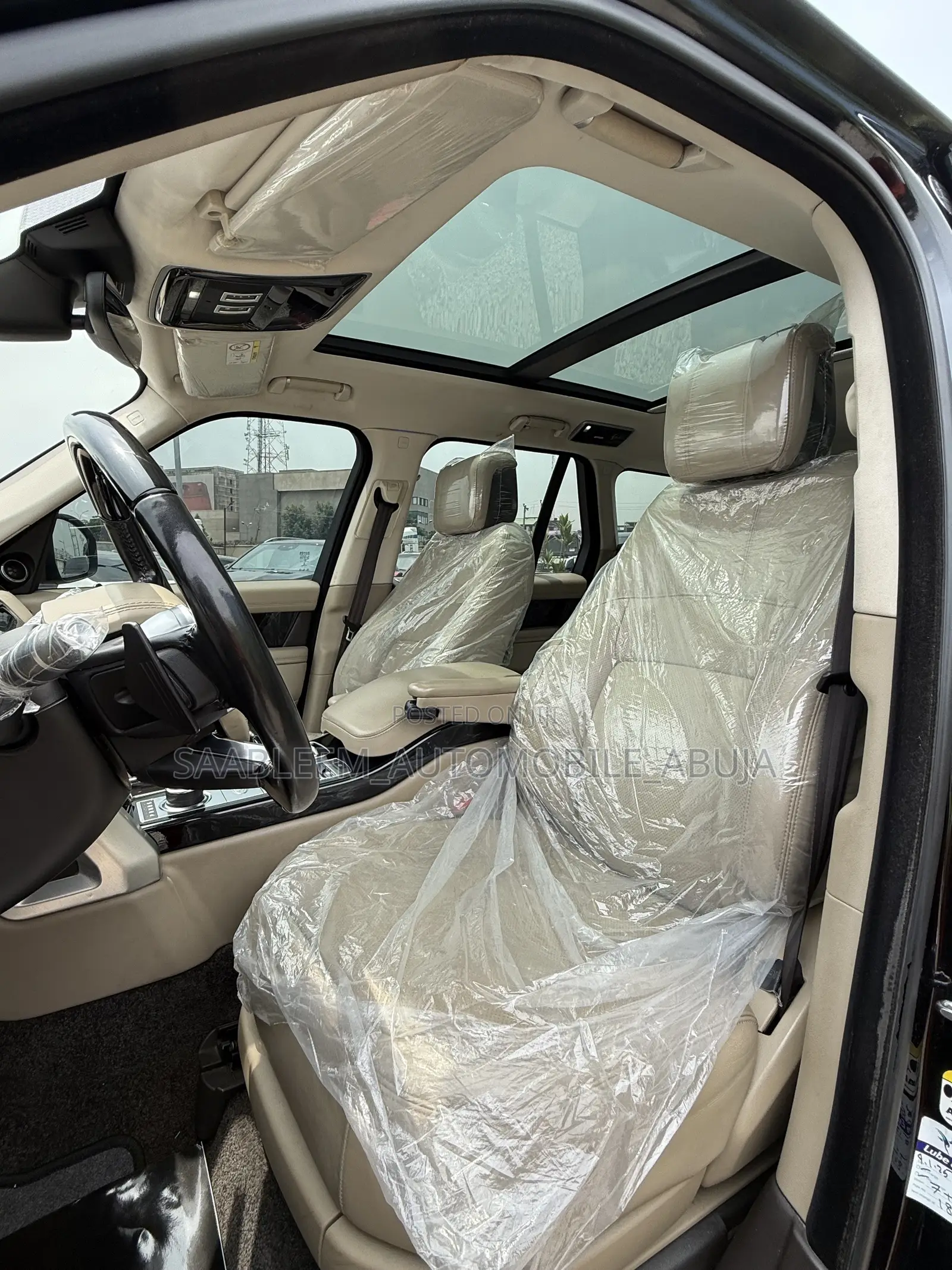 Land Rover Range Rover Vogue 2019 Black