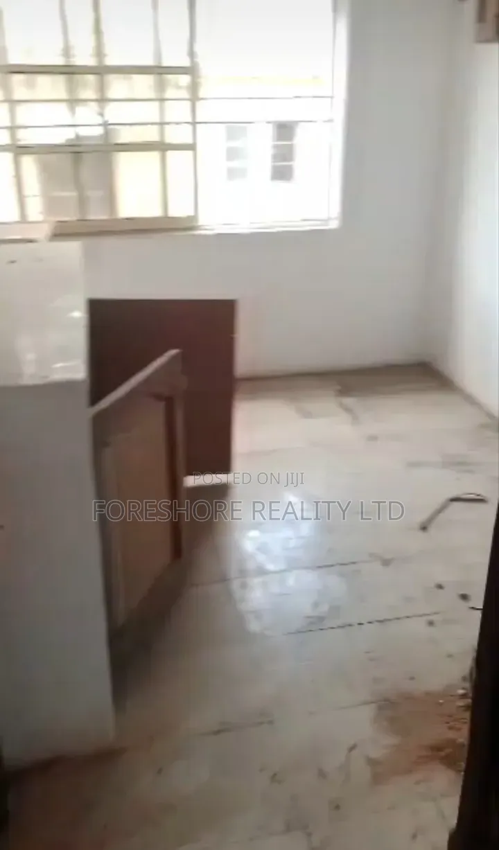 2bdrm Apartment in Anifowose, Obafemi Awolowo Way for rent