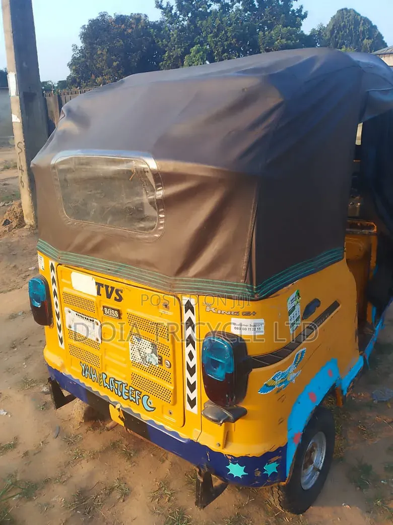 TVS King Deluxe Plus iTouch Start 2024 Yellow
