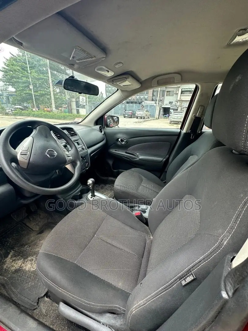 Nissan Versa 2014 Red