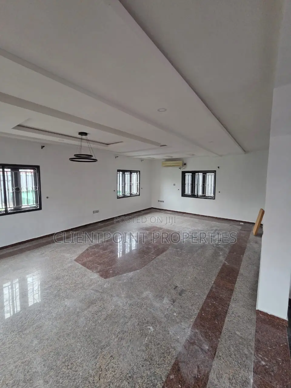5bdrm Apartment in Parkview Estate for rent