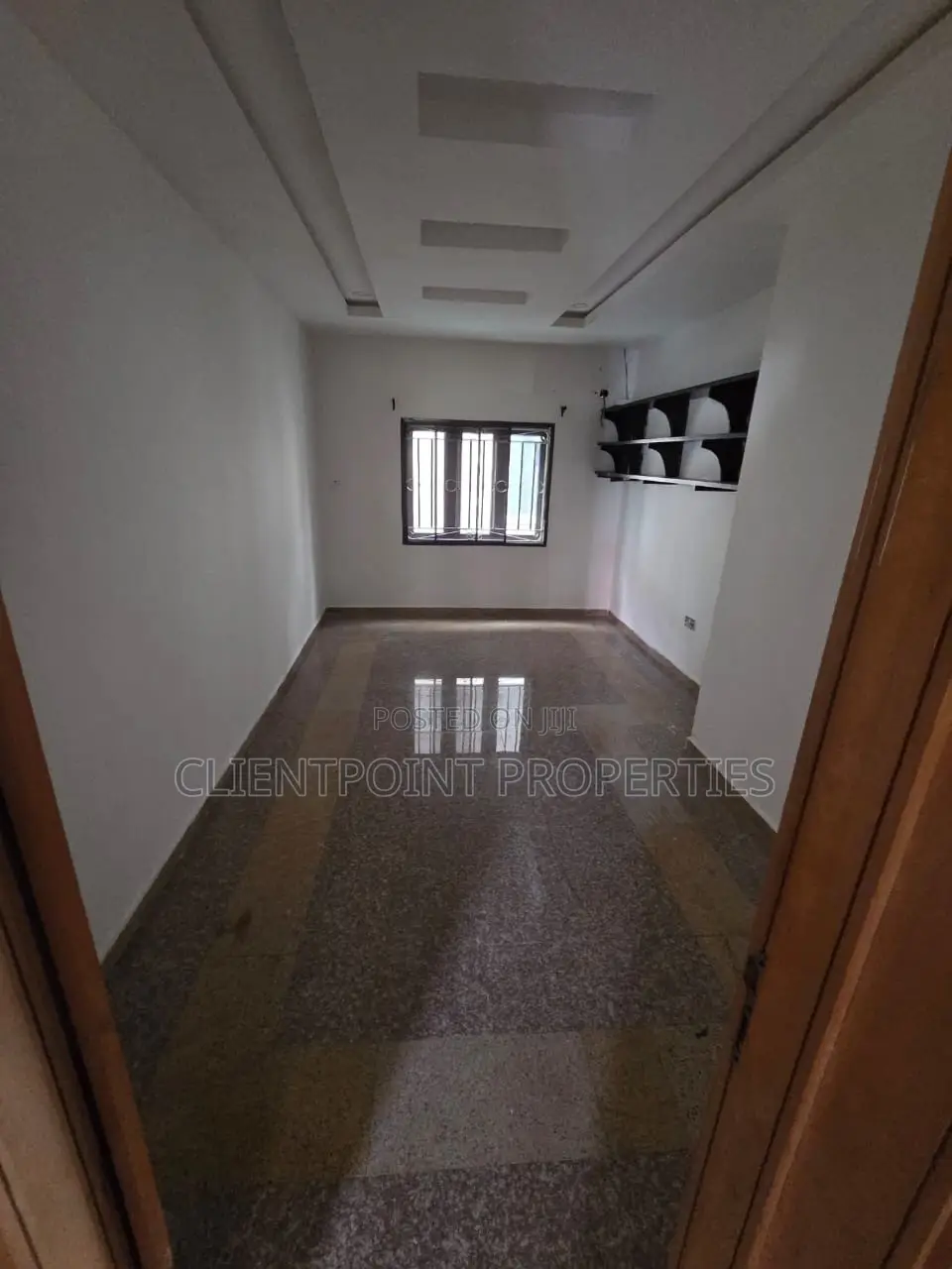 5bdrm Apartment in Parkview Estate for rent