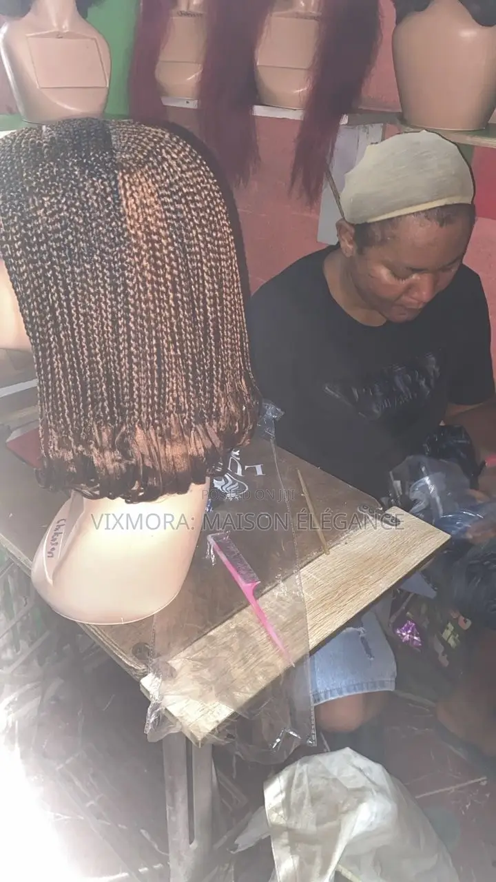 Short Braid Wig