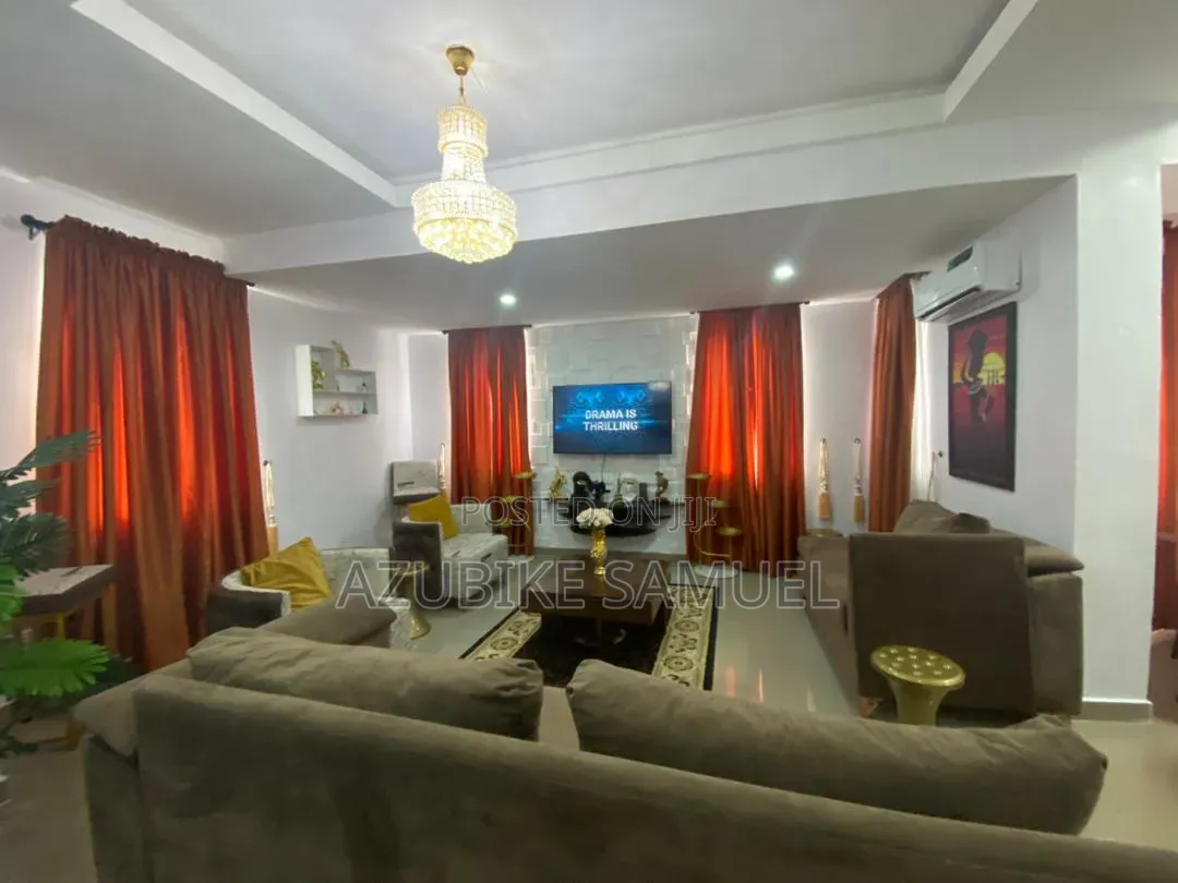 Furnished 3bdrm Apartment in Victoria Insland, Adeola Odeku for rent