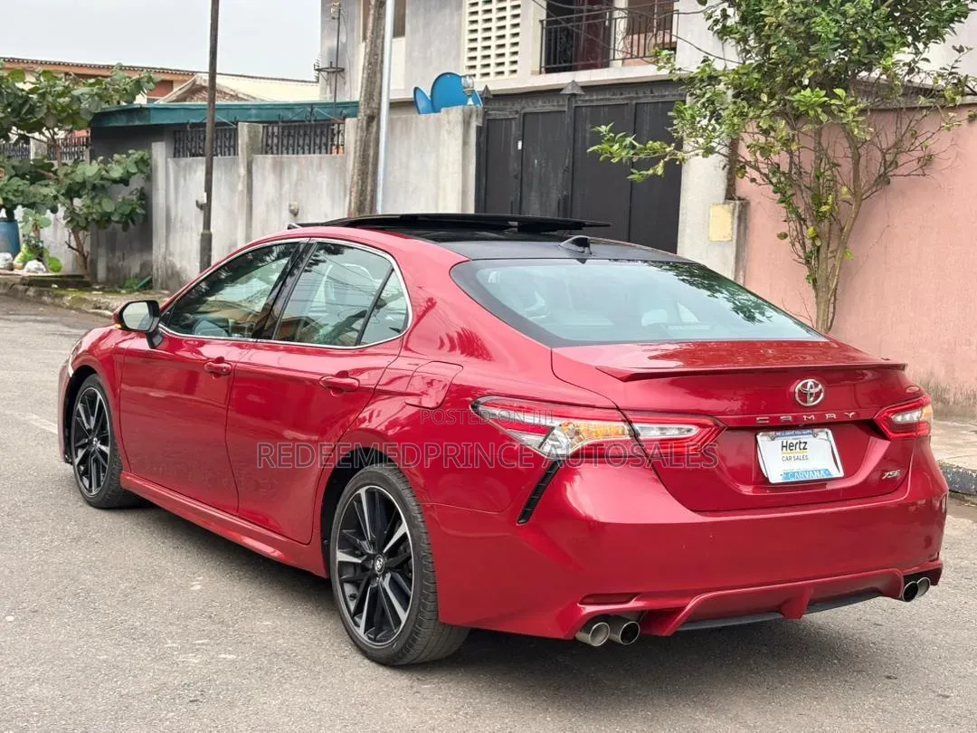 Toyota Camry XSE FWD 2020 Red