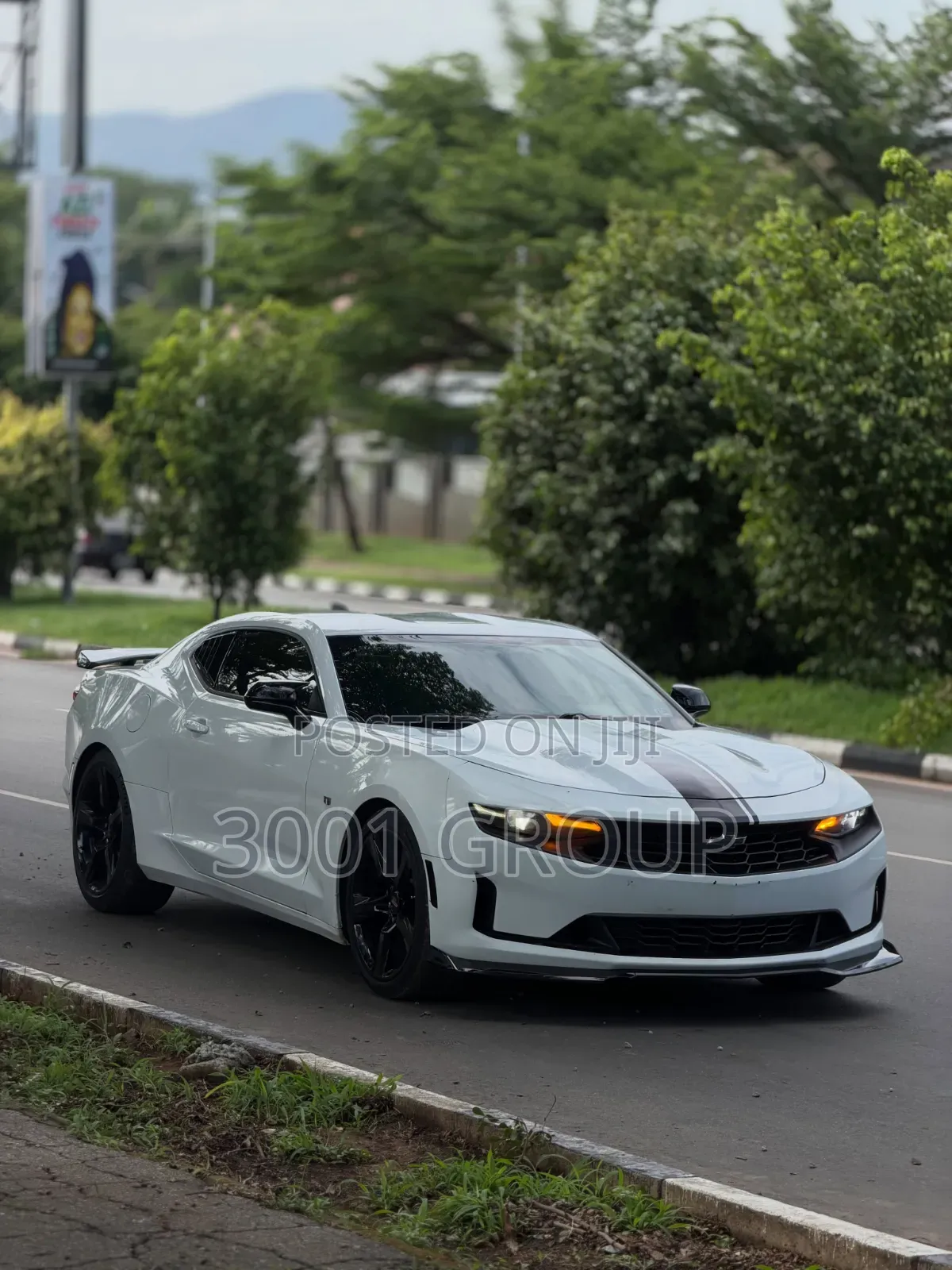 Chevrolet Camaro 2020 White