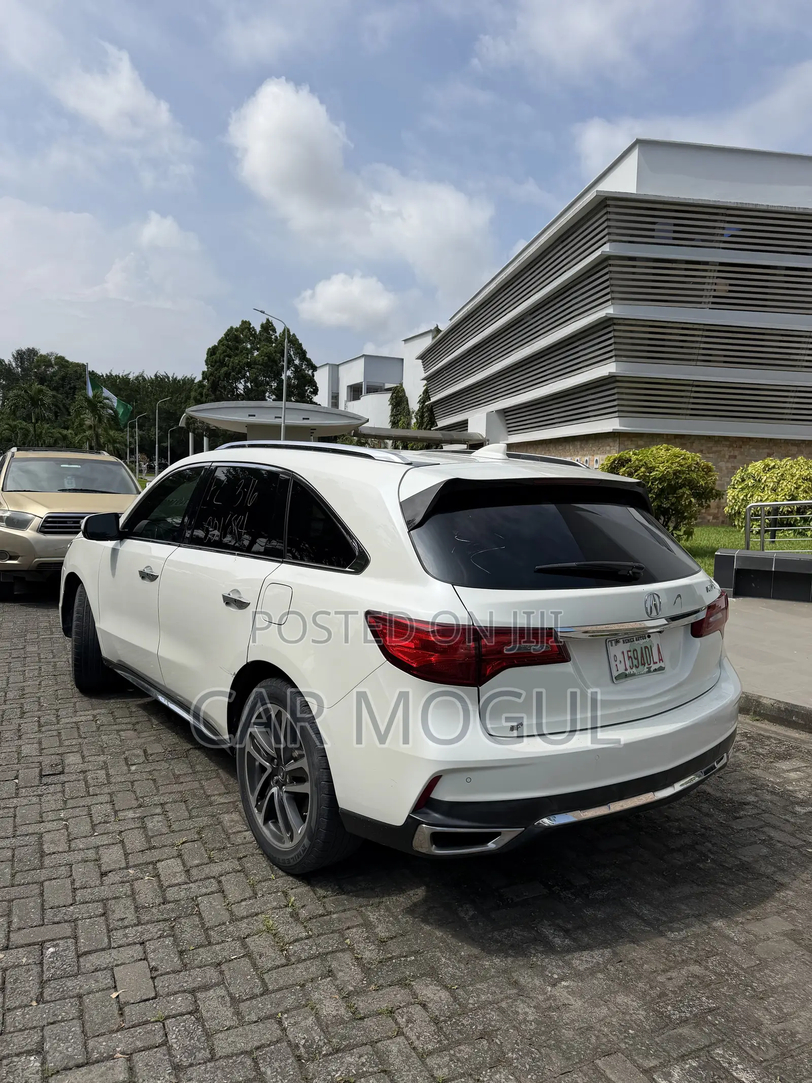Acura MDX w/Advance Pkg FWD 2017 White