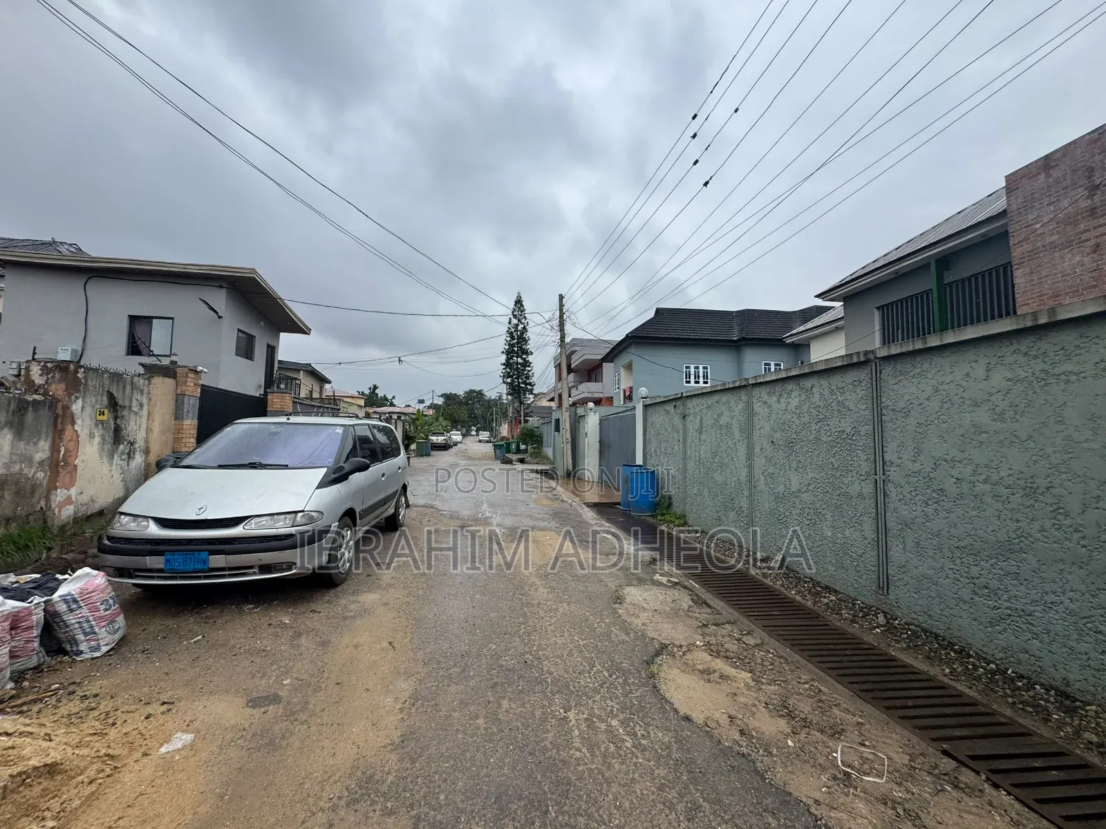 2bdrm Duplex in Ilupeju Industrial Estate for sale