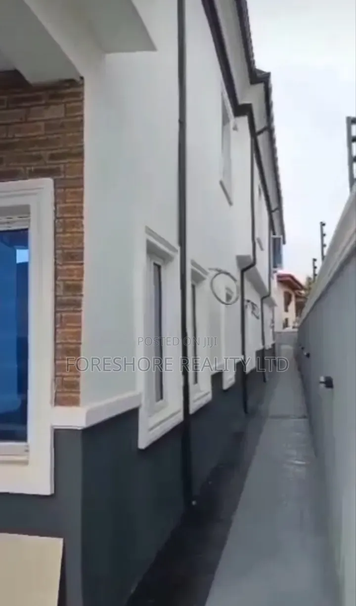 4bdrm House in Ogba for sale