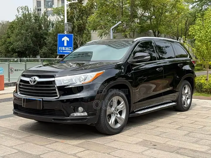 Toyota Highlander 2015 Black
