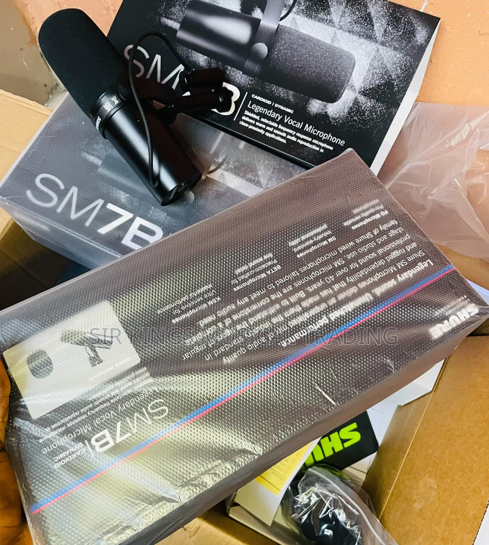 Shure Sm7b Dynamic Studio Microphone
