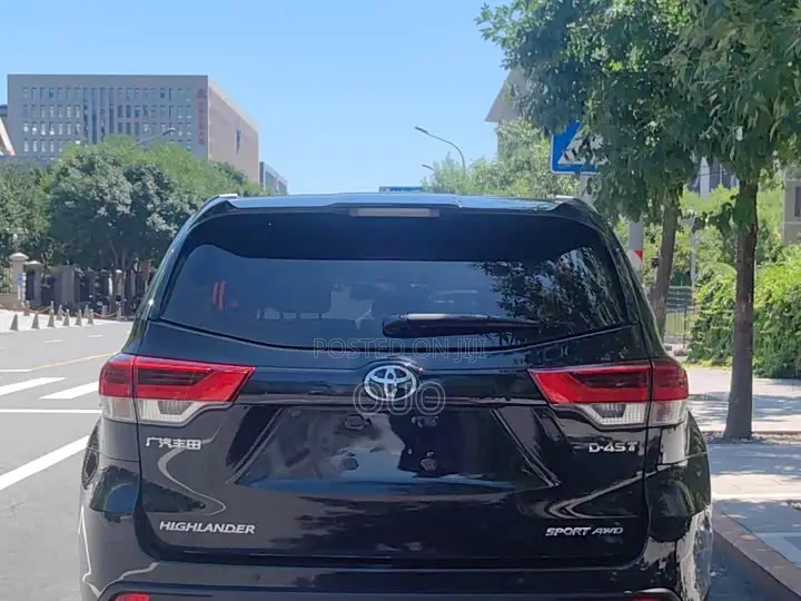 Toyota Highlander 2021 Black