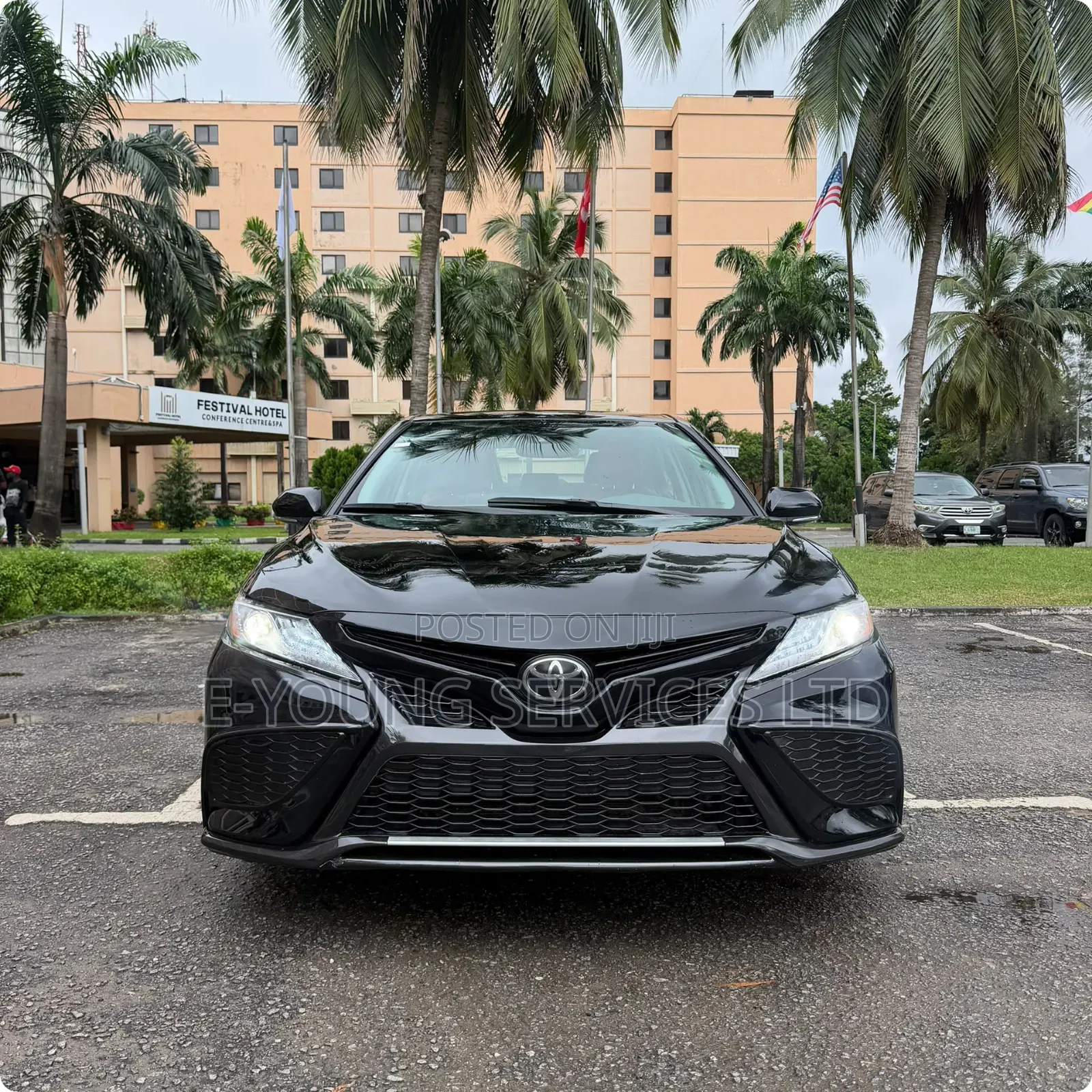 Toyota Camry XSE 2021 Gray