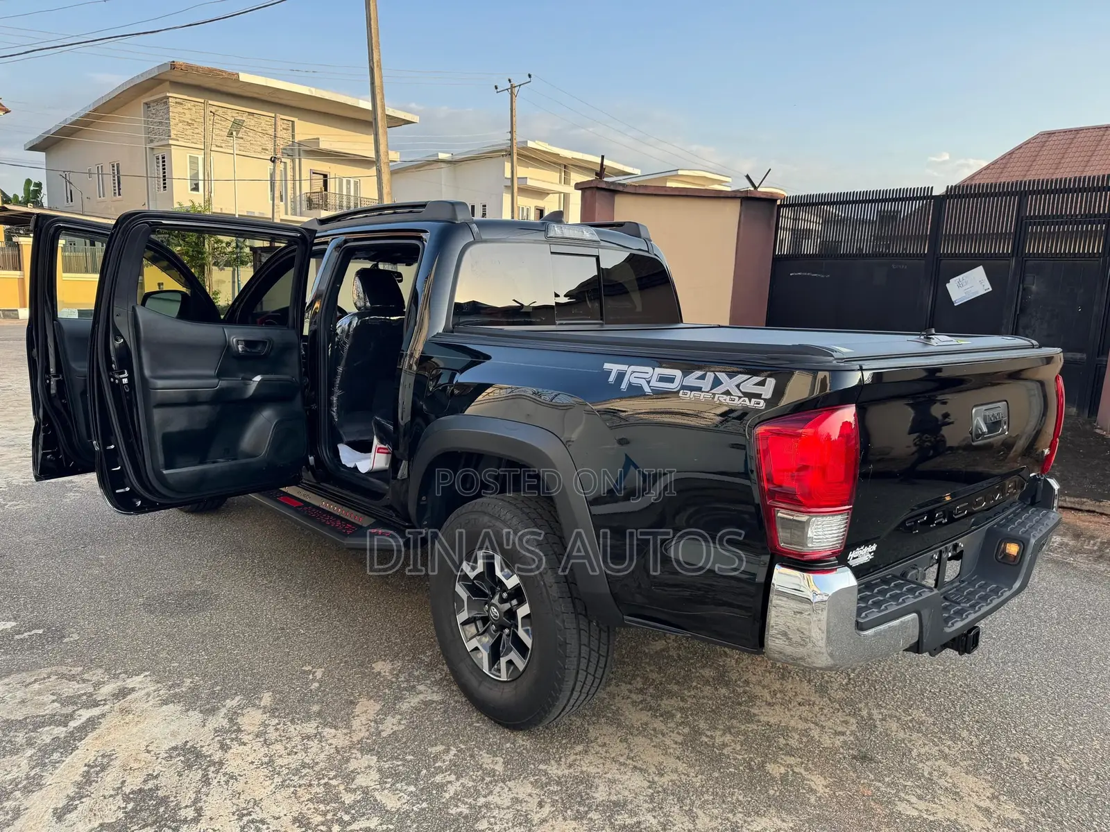 Toyota Tacoma 2017 Black