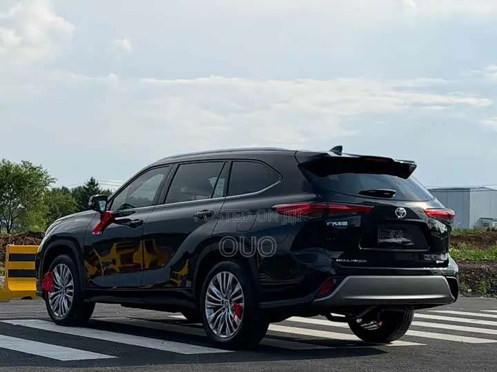 Toyota Highlander 2023 Black