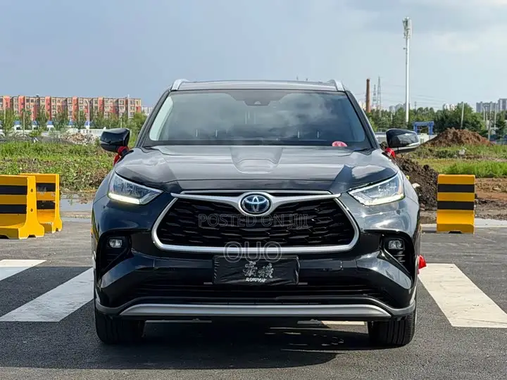 Toyota Highlander 2023 Black