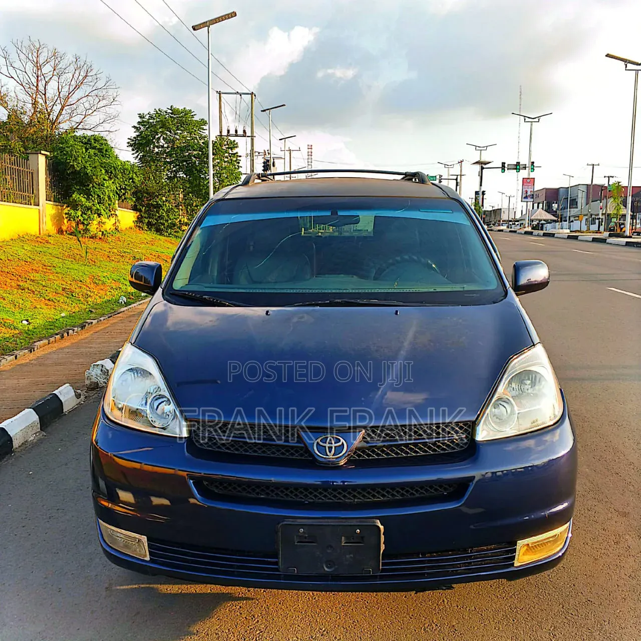 Toyota Sienna 2005 Blue