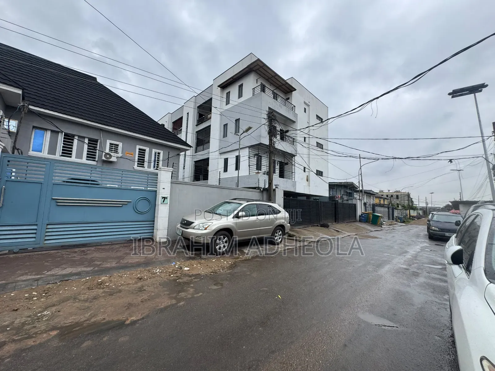 2bdrm Block of Flats in Ilupeju for sale