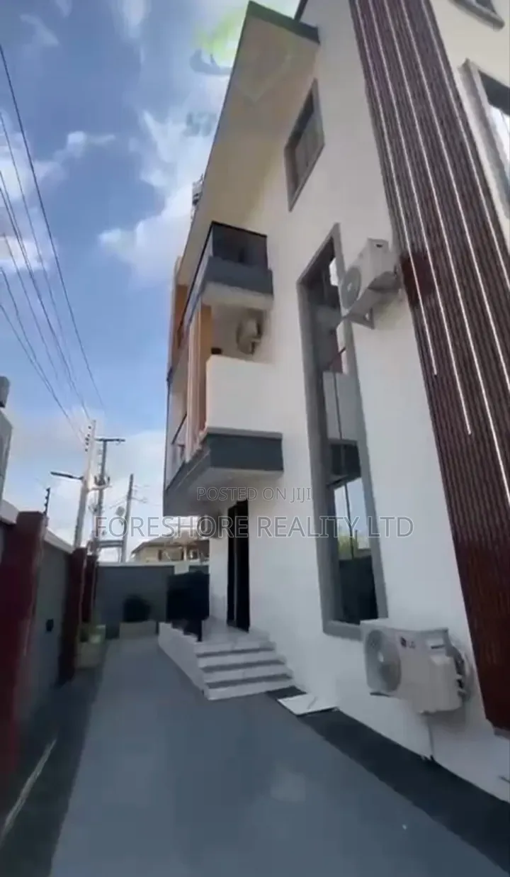 Furnished 4bdrm Duplex in Igando for sale