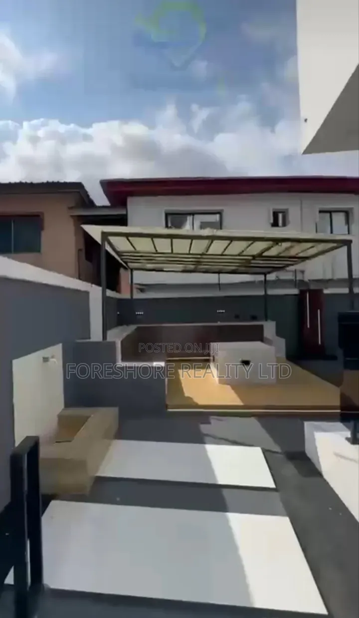 Furnished 4bdrm Duplex in Igando for sale